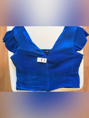NWT Express Crop Top